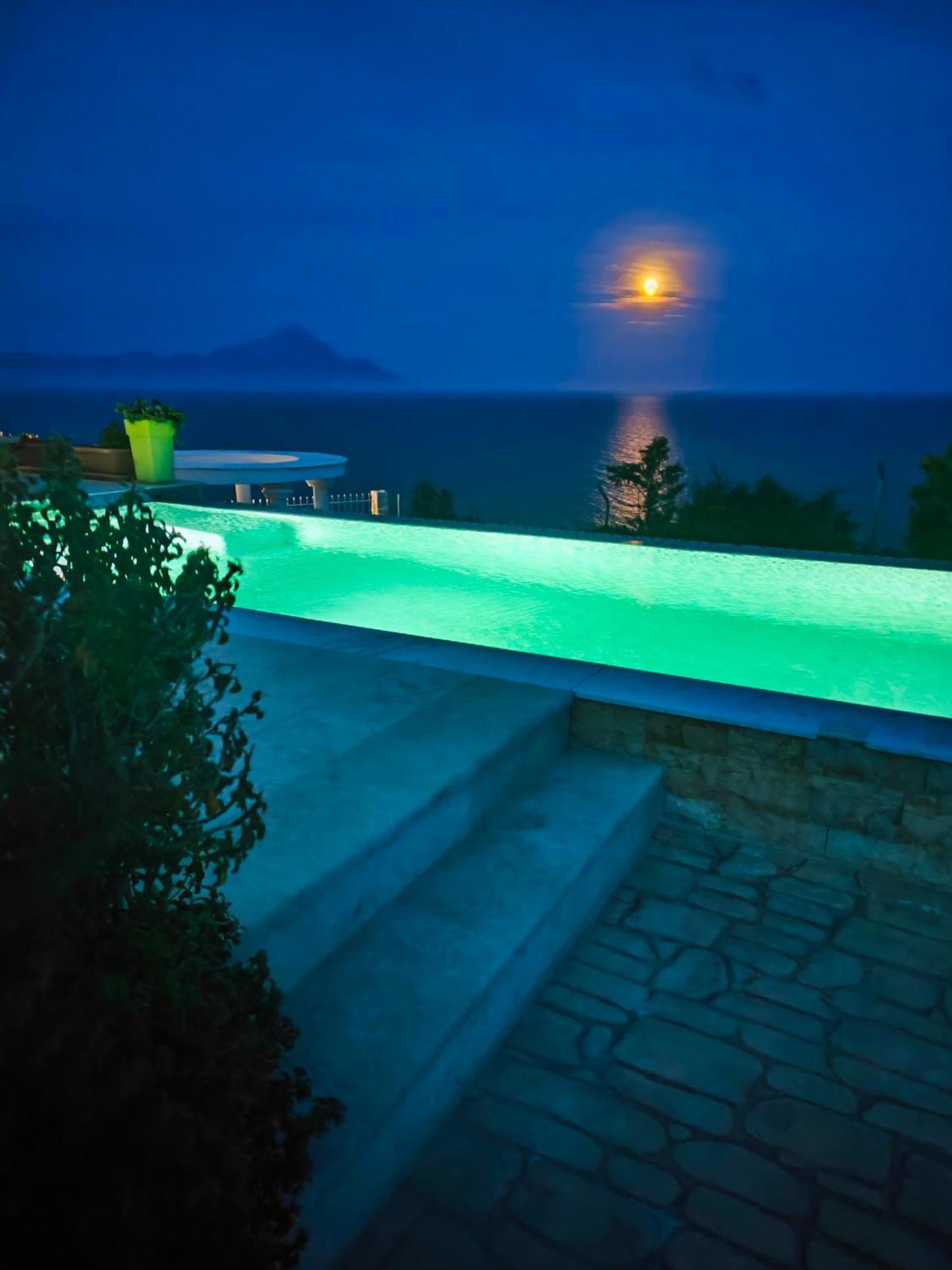 Villa Ulyana Kriaritsi - Athos Sea View & Spa Exterior photo